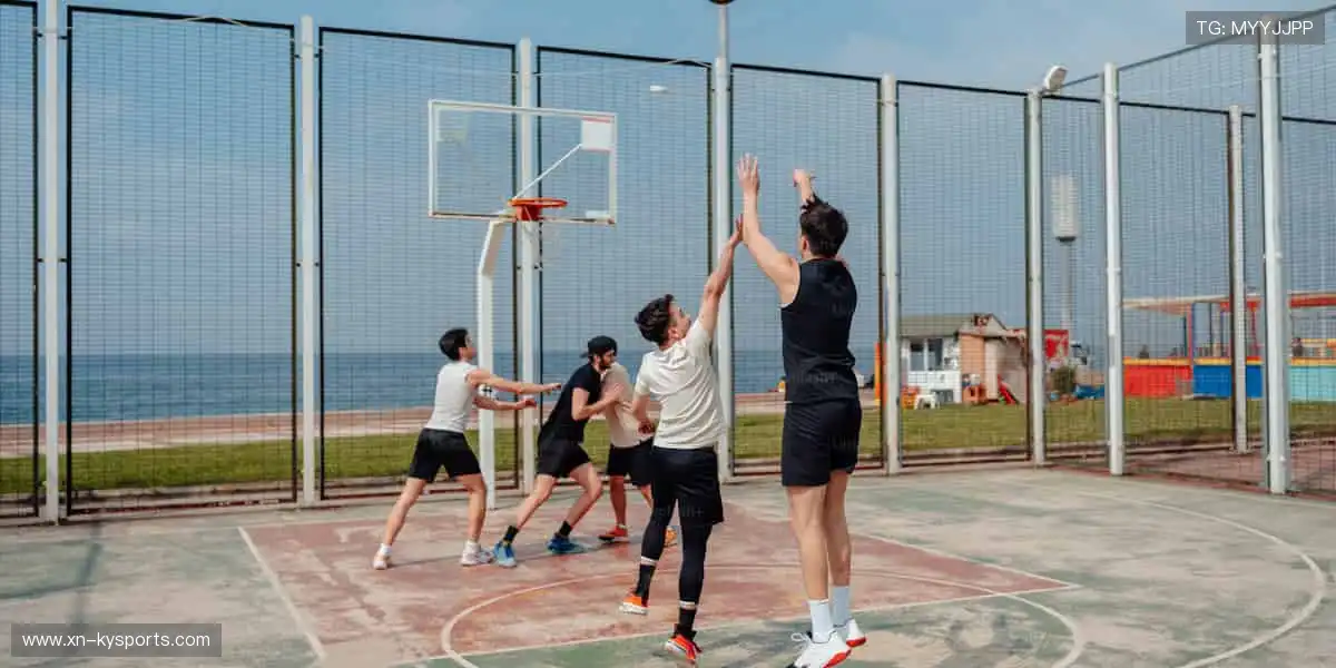 📱 边看边聊,弹幕刷屏,互动赢好礼!